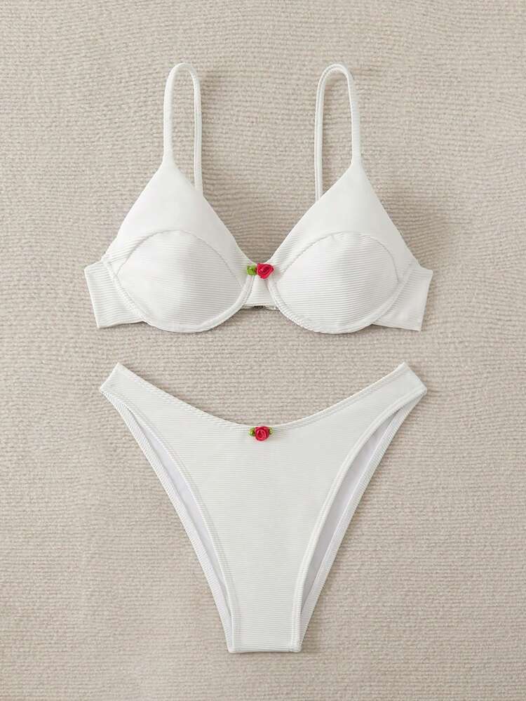 Ladies' Vacation Solid Color Hollow Out Sexy Bikini Set With Thin Pinstripe Fabric And Small Floral Detail,Summer Beach