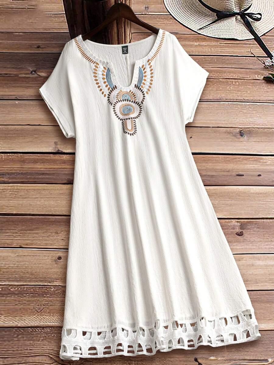 EMERY ROSE White Embroidered Plus Size Dress For Summer,Beach Dress Sundress,Holiday Outfits Boho
