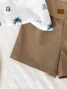 SHEIN Baby Boy Floral Patterned Short Sleeve Collared Romper With Plain Shorts And Bib Set, 3pcs