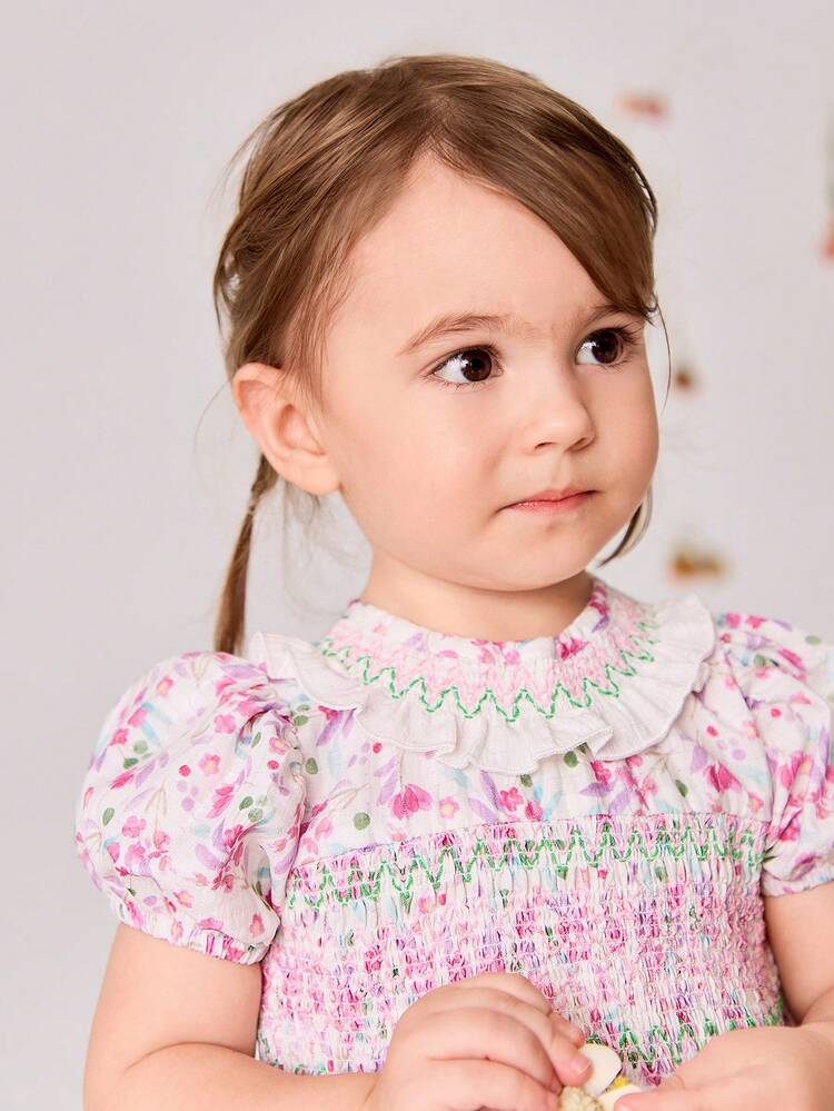 Fashionable European And American Style Princess Dress With Ruffle And Ditsy Floral For Baby Girls