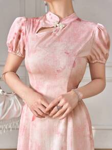 Modelyn 女士时尚优雅泡泡袖旗袍连衣裙，收腰 A 字下摆，旗袍/改良年轻现代旗袍 - 粉色 - 查看 1