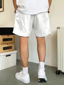 Manfinity Homme 宽松男士斜口袋抽绳短裤 - 白色 - 查看 2