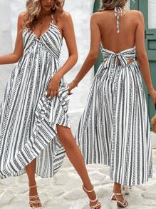 SHEIN Frenchy Vestido de verano de estilo nacional blanco con estampado de rayas para concierto campestre. Vestido largo con cuello halter, tirantes frontales y escote en V profundo. Vestido casual de vacaciones con bloque de color y rayas, con espalda descubierta y bajo con vuelo