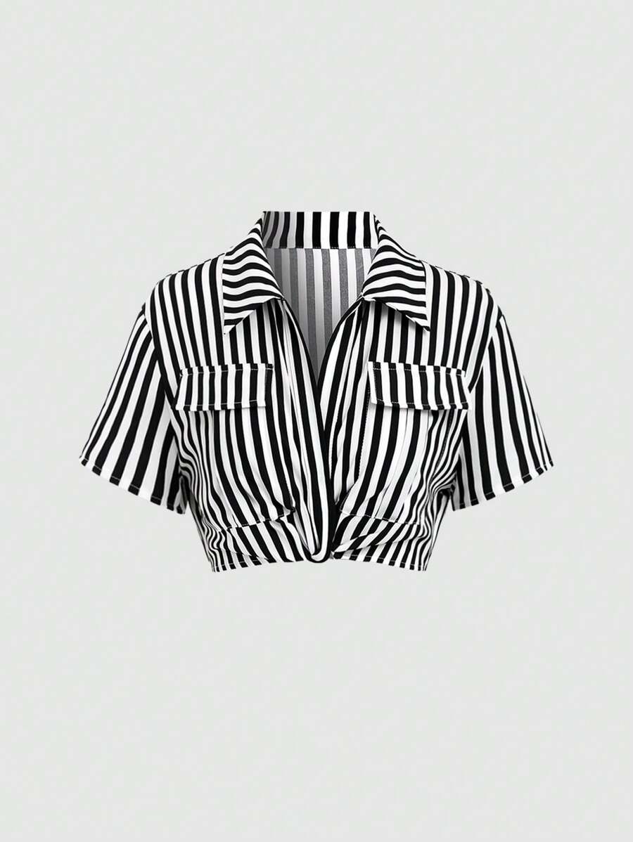 Sweetra American Style Hot Girl Striped Short Slim Fit Women's Shirt, Short Sleeve Tops - Black and White - View 1