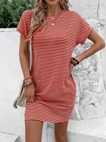 SHEIN LUNE 夏季圓領條紋及印花休閒短袖洋裝，附袋