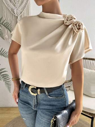 RosyDaze Einfaches Damen T-Shirt mit 3D Blumen Design Einfarbig für den täglichen Gebrauch