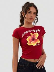 SHEIN EZwear Y2K風格Daddy Hibiscus紅色嬰兒T恤，有趣標語圖形T恤，美學夏威夷緊身巴黎短上衣 - 紅色 - 查看 1