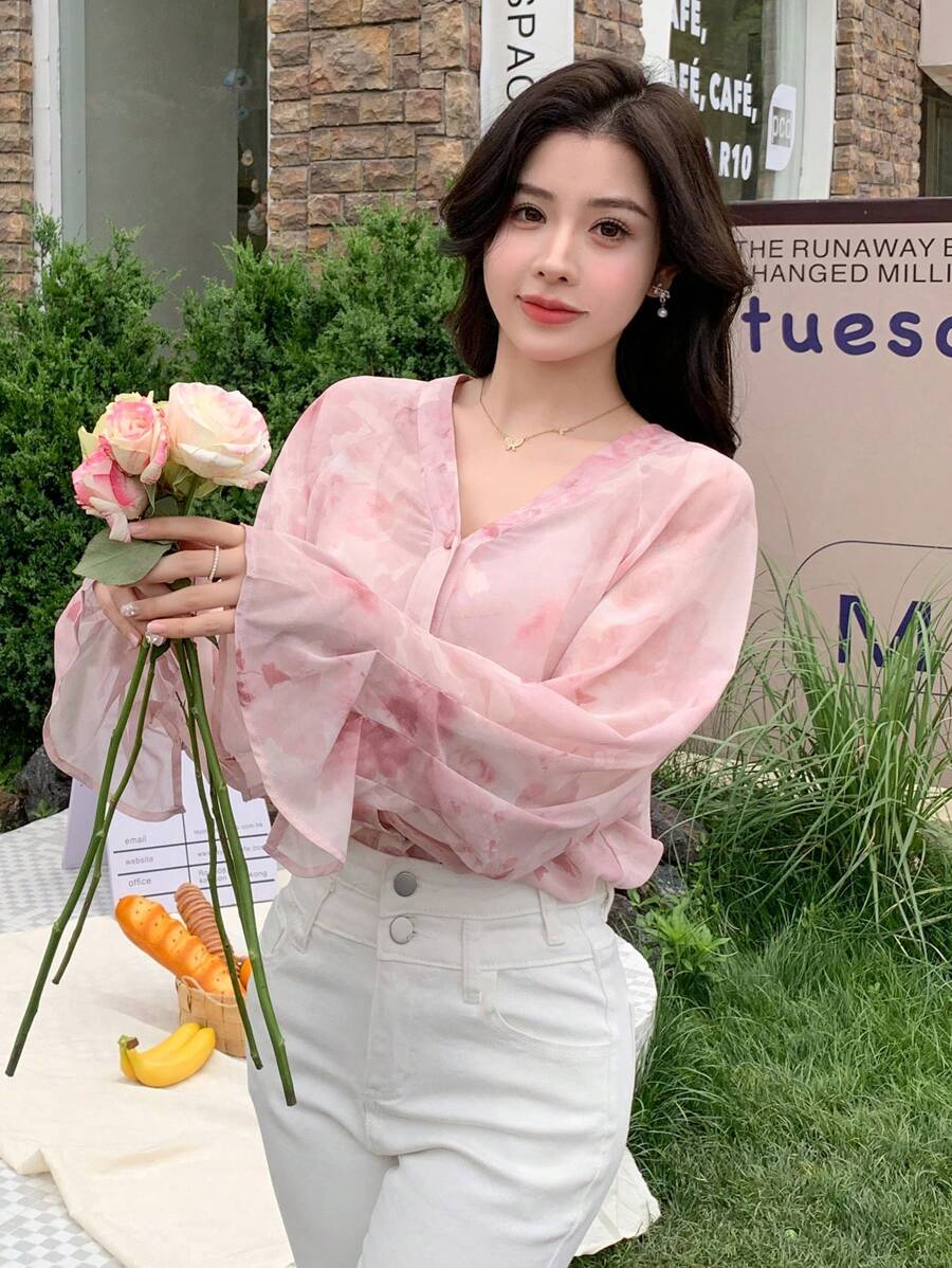 DAZY Women's Floral Print Chiffon Bell Sleeve Elegant Blouse,Ruffle Sheer