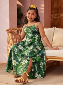 SHEIN Tween Girls Plus Size Holiday Casual Spring/Summer Woven Camisole & Mini Skirt Suit