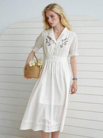Simple Retro Women Embroidered Lace Ruched V Neck Long Dress