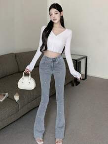 DAZY 女士修身款鑲有鑽石裝飾的喇叭牛仔褲 - 淺色水洗藍 - 查看 2