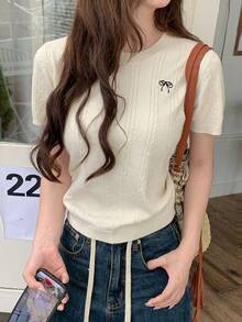 短袖圓領T卹，配有蝴蝶結刺繡 - 杏色 - 查看 3