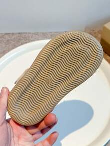 Dép đi ngoài trời cho bé gái, Giày công chúa đế mềm chống trượt mới mùa hè, Dây đeo chéo dệt, Phong cách đi biển - Màu be - Xem 8