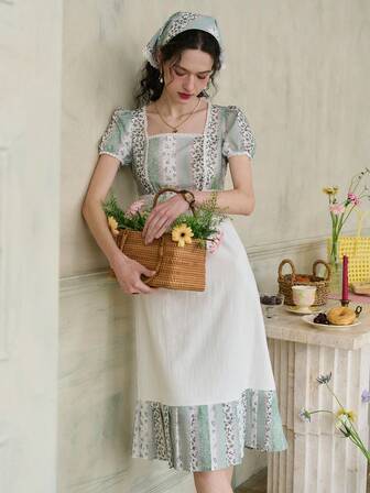 Simple Retro Women's Square Neck Printed Spliced Hem Ruffle Dress (Print Position May Vary During Production)