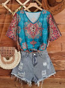 SHEIN LUNE Plus Size Retro Printed V-Neck Casual Short Sleeve Shirt For Spring And Summer - Blue - View 1