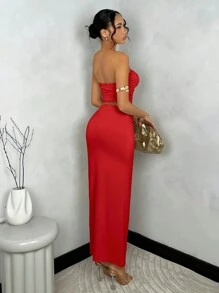 SHEIN BAE Conjunto ajustado de dos piezas con pliegues y sin tirantes para mujer en unicolor para el verano con decoración de flores 3D y abertura alta en la falda