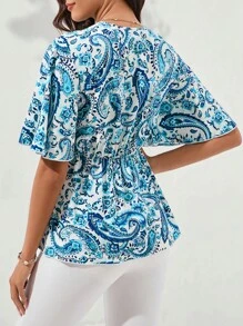 SHEIN Clasi قميص العطلات والأزياء الترفيهي للنساء مع ياقة متقاطعة وربطة عند الخصر