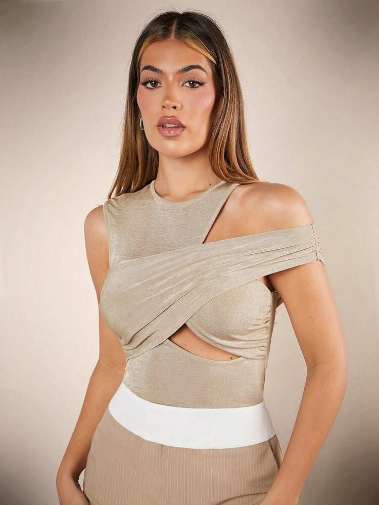 Asymmetric Summer Fits Ruched Cut Out Crop Top