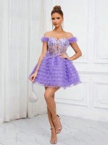 SHEIN Belle Vestido elegante, hermoso, encantador y lindo estilo princesa de tela de tul de malla multicapa en tono lila con decoración de plumas y efecto brillante en patchwork con forma de taza de hombro descubierto. Ideal para festivales de música, regreso a clases, ceremonias de graduación, fiestas de baile, té de la tarde, reuniones, cócteles y ocasiones formales. (Nota: la manga es de plumas). - Púrpura malva - Ver 3