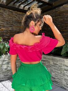 SHEIN SXY قميص نسائي مقصوص قصير بأكتاف مكشوفة ومطوي لقضاء عطلة على الشاطئ مثير - روز أحمر - مشاهدة 6