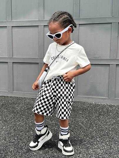 SHEIN Young Boys' Casual Loose Plaid Woven Shorts, Comfortable & Versatile