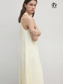 BizChic Vestido de línea A elegante y plisado de color crema para el verano, con tirantes y forro