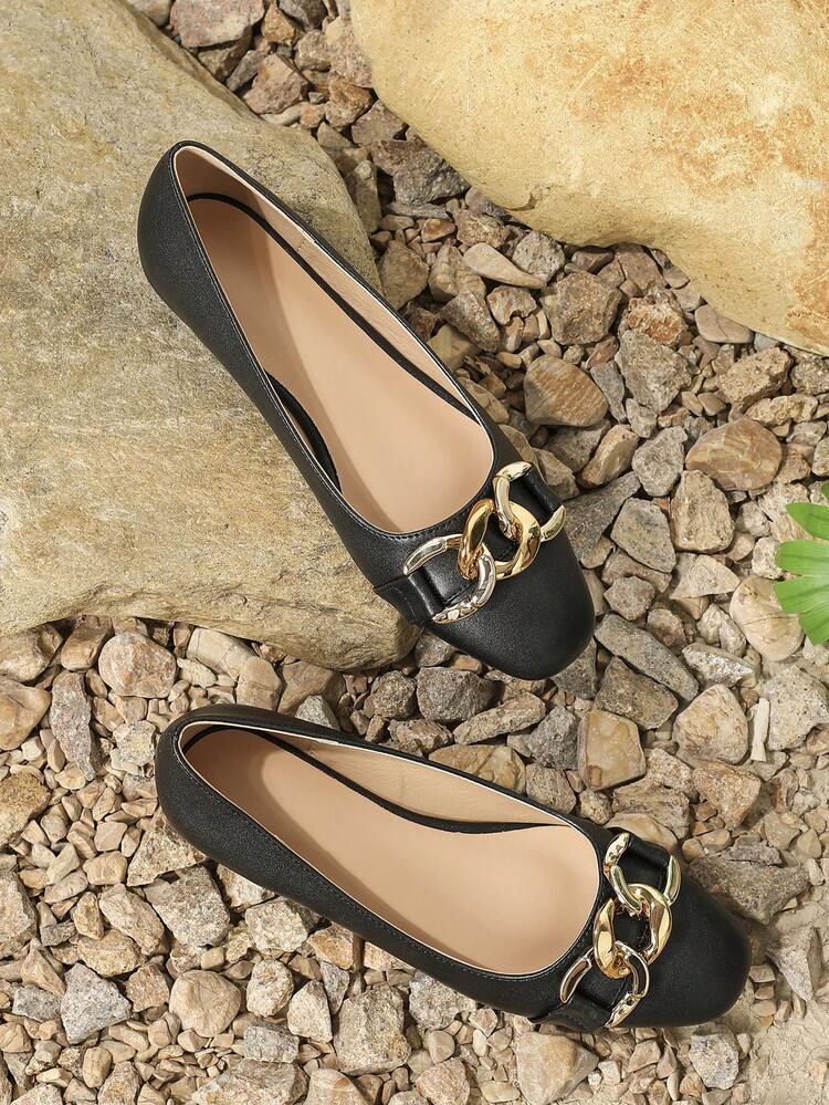 Nuove scarpe da donna con punta quadrata, tacco basso e fibbia metallica, di stile vintage a colori in stile francese | SHEIN ALIA