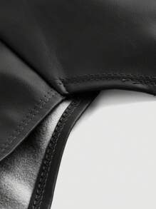 SHEIN MOD لباس علوي بدون حمالات موحدة اللون جلد صناعي هافة باندانا