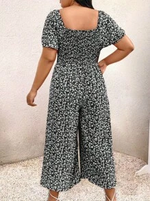 SHEIN Clasi Plus Size Boho Square Neck Ditsy Floral Short Sleeve Jumpsuit For Summer - Black - View 2