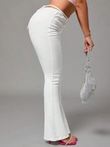 SHEIN SXY Jeans blancos de campana ajustados y sexis para mujer con lazo elástico