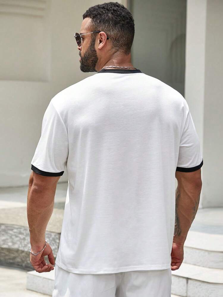 Men Plus Size Casual Short Sleeve T-Shirt With Color Blocking Design And Chest Pocket, Summer