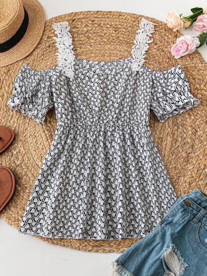 Mulvari 大尺碼全印花蕾絲拼接優雅夏季上衣