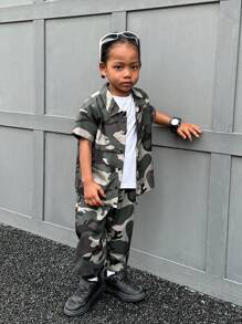 SHEIN Leap Crew 男童2入組假期和休閒舒適時尚簡約迷彩印花衣服和長褲,多用功能裝束 - 彩色 - 查看 5