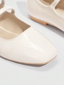 CUCCOO DOLLMOD Women Flats - Putih - View 4