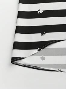 SHEIN Unity Women Fashionable V-Neck Striped Cat Printed Shirt - Black and White - View 4