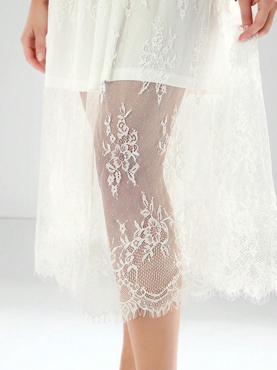 Women's Summer Spring Holiday White Fashion Solid Color Lace Sleeveless Cami Dress,Elegant
And Romantic