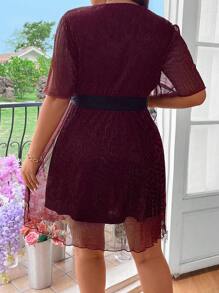 SHEIN Clasi Plus Solid Color V-Neck Contrast Mesh Dress Summer Elegant - Burgundy - View 2