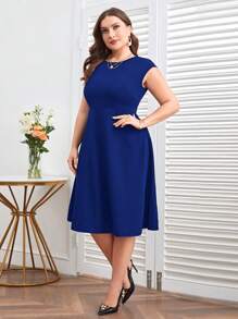 SHEIN Clasi 大尺寸女性優雅純色圓領無袖連衣裙，夏季 - 寶藍色 - 查看 3