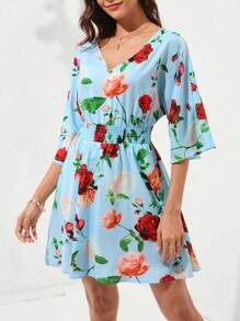 SHEIN Clasi 女款褶皺全印花收腰連衣裙 - 彩色 - 查看 5