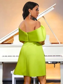 女士纯色露肩蝴蝶结装饰短款奢华派对晚礼服，优雅鸡尾酒半正式舞会婚礼宾客礼服，适合生日、毕业典礼、晚宴、返校节 - 綠色 - 查看 2