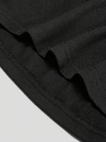 Manfinity Joysei 2pcs/Set Regular Fit Men's Black Top And Red Shorts, With Racing Car Graphic - Multicolor - View 8