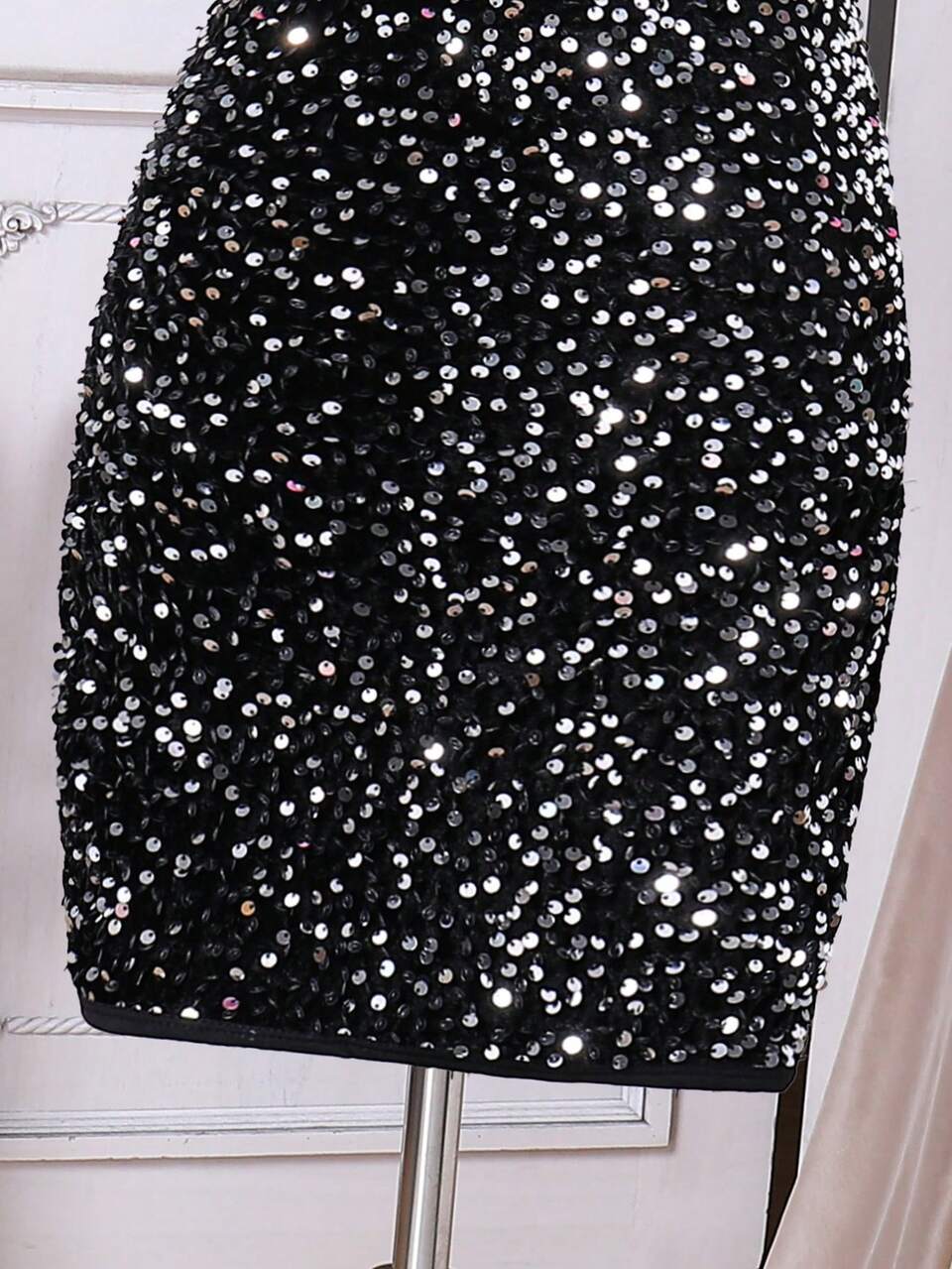 Tween Girl Elegant Off Shoulder Black Short Sleeve Formal Dress, Suitable For Parties, Dinners, Weddings, And Other Occasions