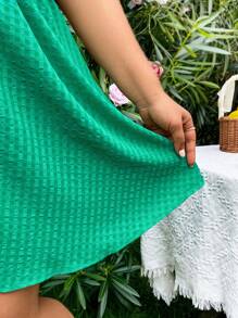 Dreamara Vestido de línea A con cuello en V y mangas cortas hecho de tela con textura para vacaciones