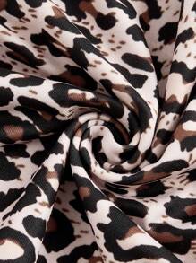 SHEIN EZwear 女士不對稱腰部豹紋褶皱迷你裙 - 卡其色 - 查看 6