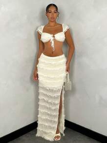 SHEIN BAE Áo crop top họa tiết màu trơn cho nữ với đường viền cổ ngọt ngào và chi tiết thắt nút, kết hợp với váy xẻ đùi cao cho trang phục kỳ nghỉ hè gợi cảm - Màu be - Xem 1