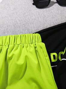 SHEIN Tween Boy Casual Phong cách Hàn Quốc In chữ Khối màu Áo thun có dây rút dây giày Đường viền cổ tròn, Bộ quần short dệt hoa - màu xanh lá - Xem 3