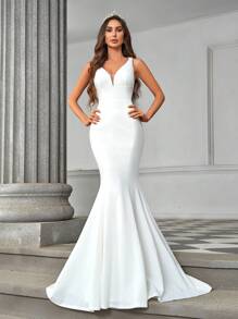 SHEIN Belle Elegant, Gorgeous, Romantic, Sexy, Bow Decorated Fish Tail Wedding Dress With Ultra-Long Train White Bridal Dress,Bride