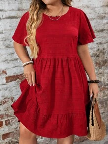SHEIN LUNE Vestido de manga corta con cuello redondo y volante en el bajo, unicolor, talla grande, para el verano