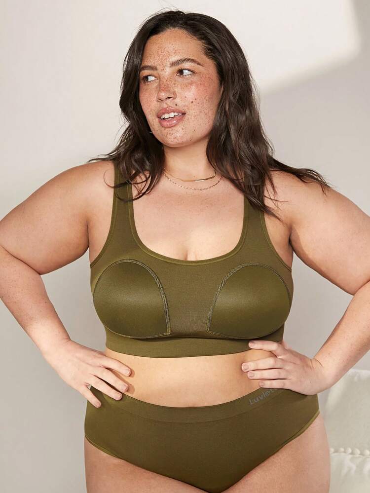 Plus Wireless Seamless U-Neck Bra