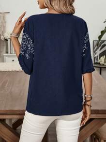 EMERY ROSE Linen Embroidered Women's Casual Round Neck Summer Top Shirt